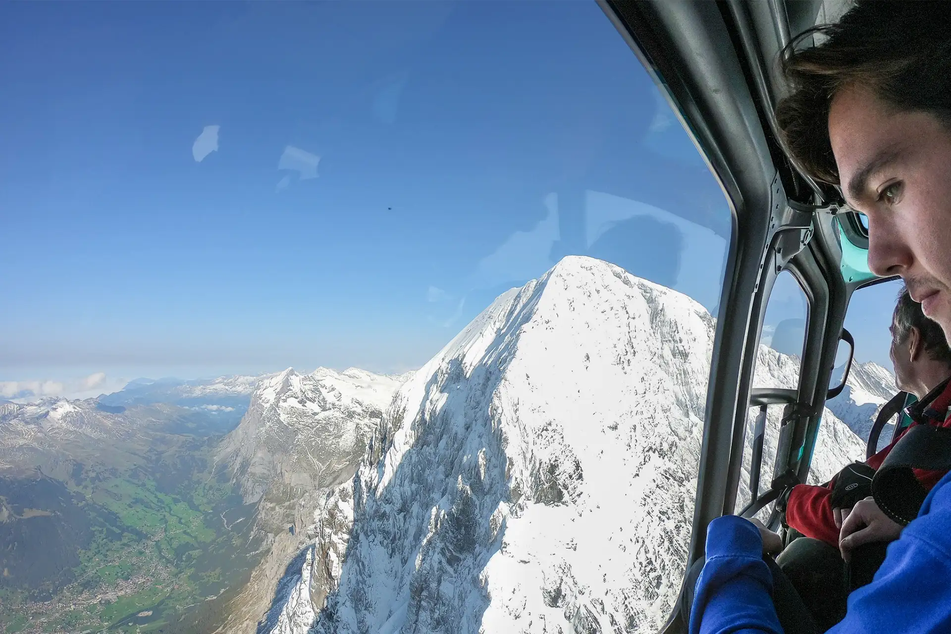 Scenic Flight over the Swiss Alps with Skydive Interlaken